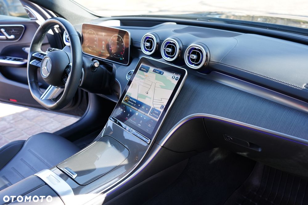 Mercedes-Benz Klasa C 300 4Matic 9G-TRONIC AMG Line - 9