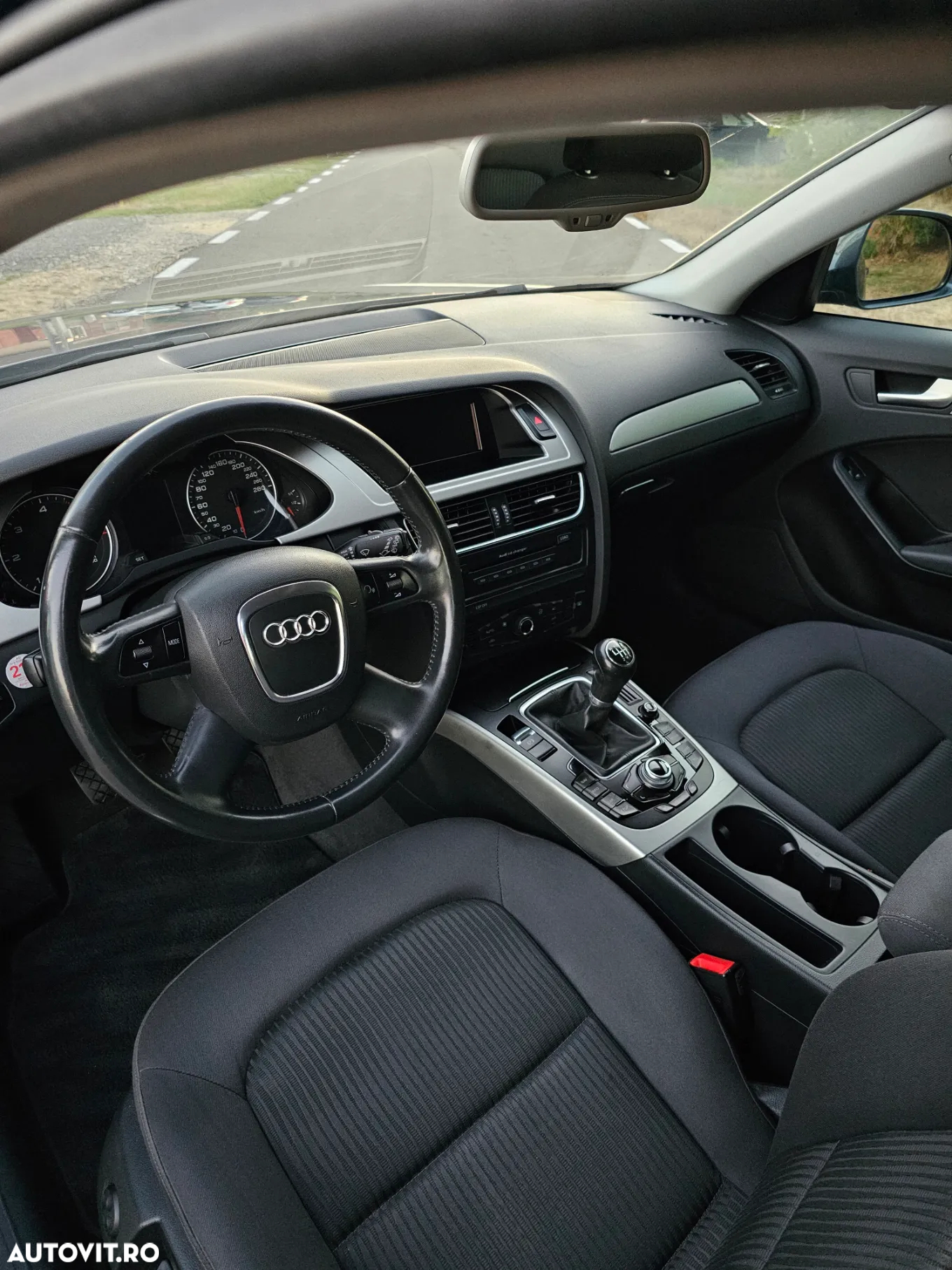 Audi A4 2.0 TDI Avant - 9