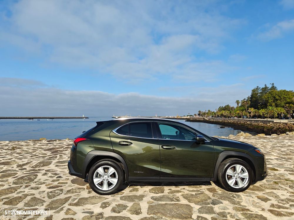 Lexus UX 250h Executive+ - 10
