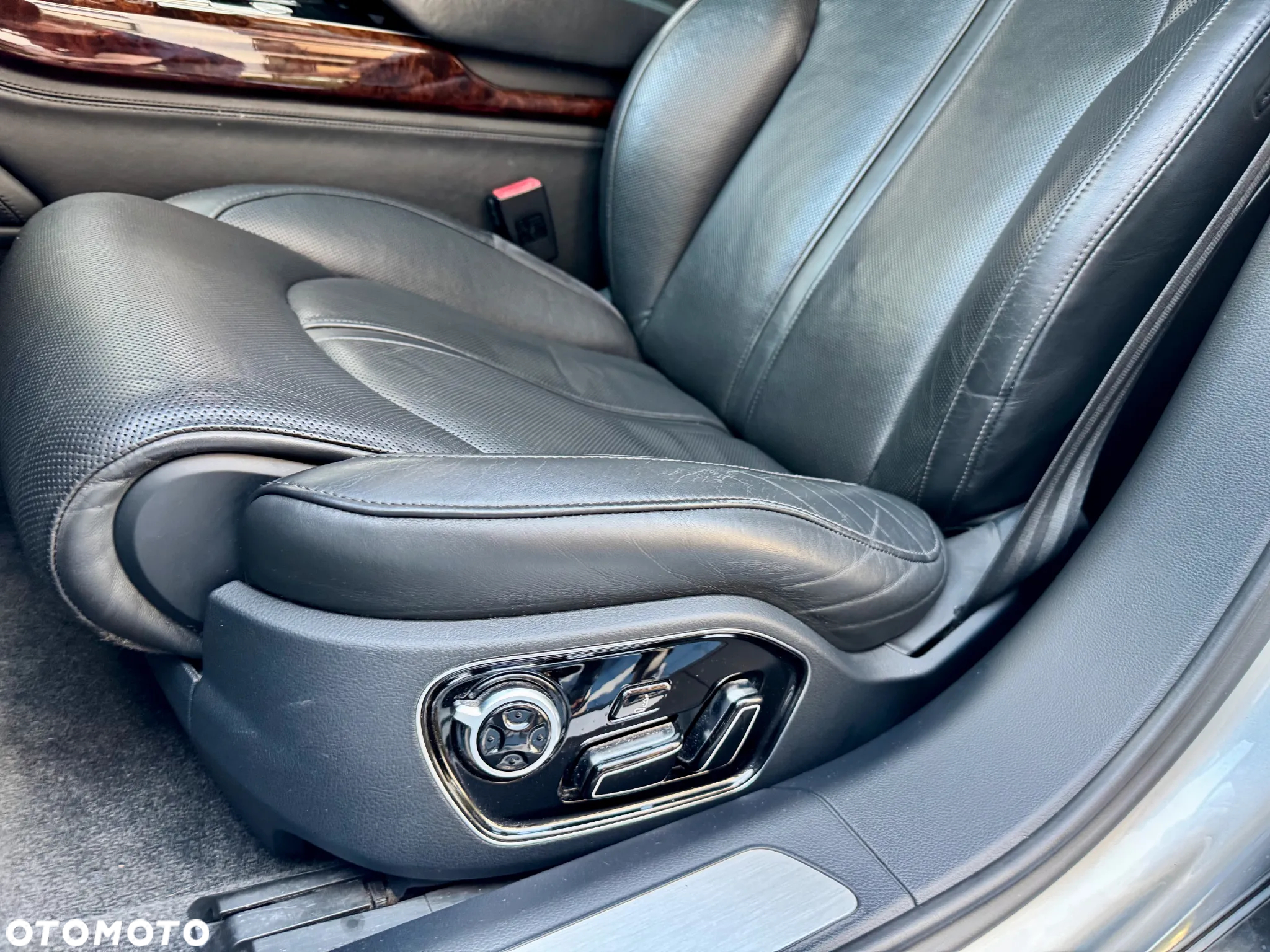 Audi A8 4.2 TDI L Quattro - 19