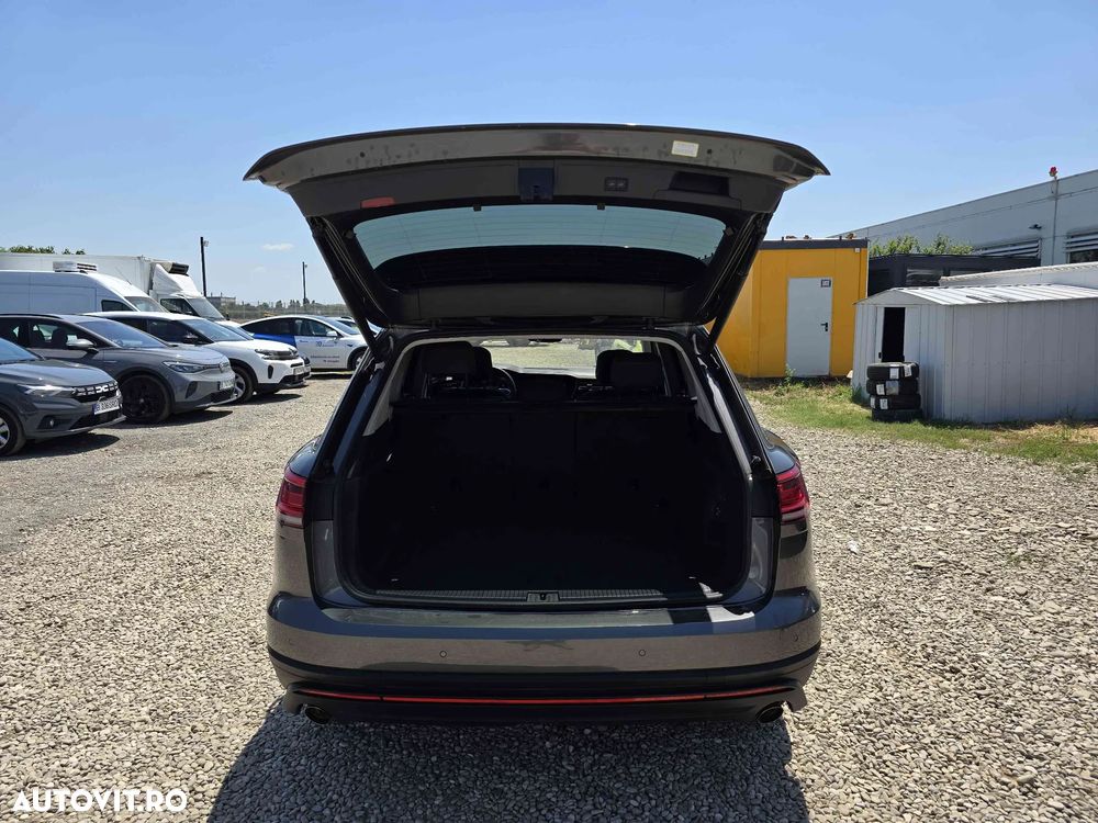 Volkswagen Touareg - 8