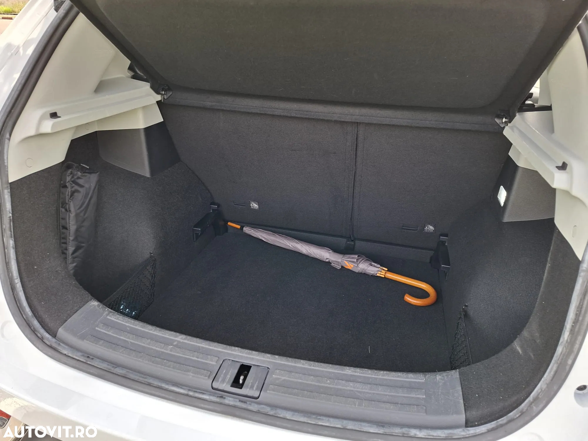 MG ZS EV Luxury - 9