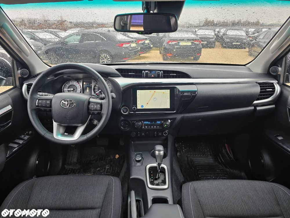 Toyota Hilux 2.8 D-4D Double Cab SR5+ 4x4 - 4