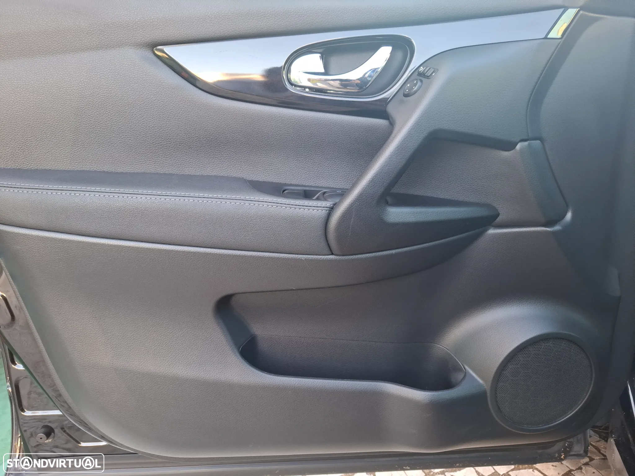 Nissan Qashqai 1.5 dCi Tekna Alcantara - 24