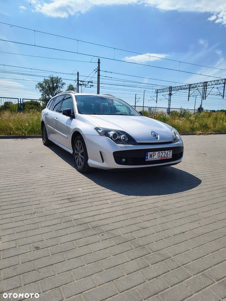 Renault Laguna 2.0 dCi FAP GT - 26