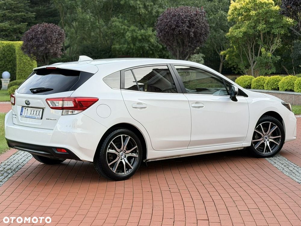 Subaru Impreza 2.0i Exclusive (EyeSight) Lineartronic - 13