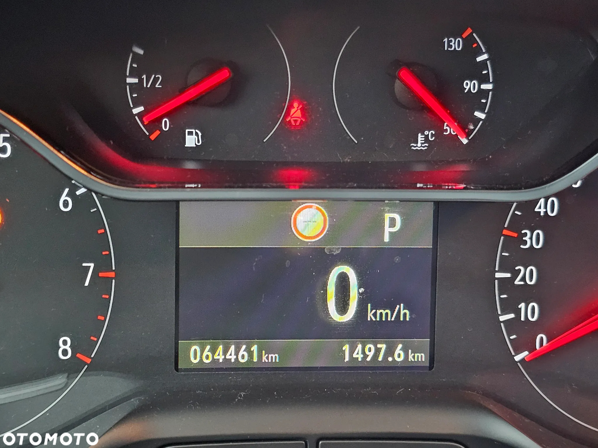 Opel Crossland X - 13
