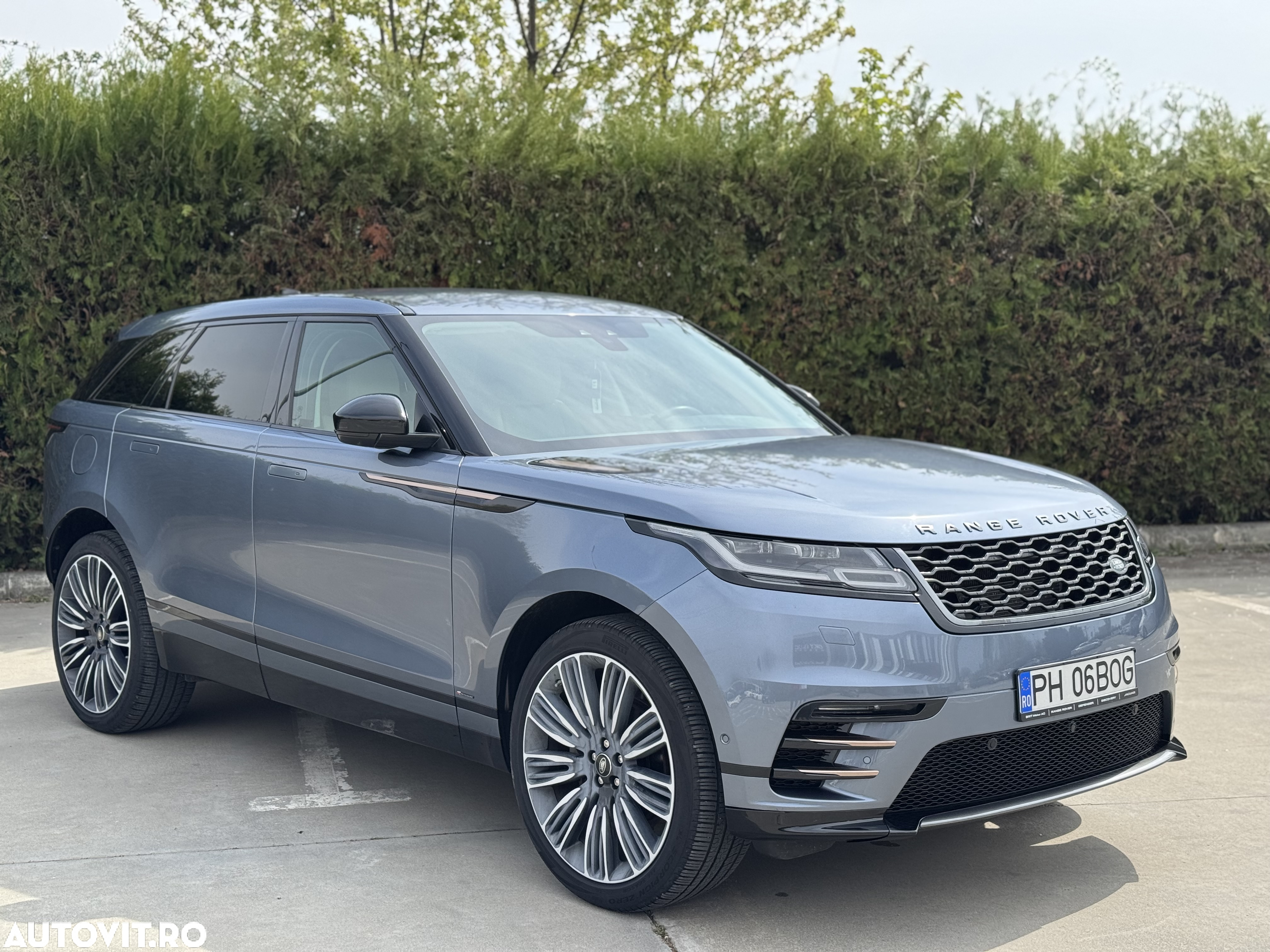 Land Rover Range Rover Velar R-Dynamic 2.0 SE - 2