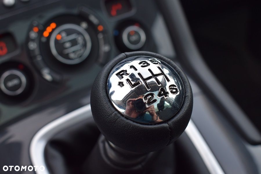 Peugeot 5008 HDI FAP 150 Family Plus - 12