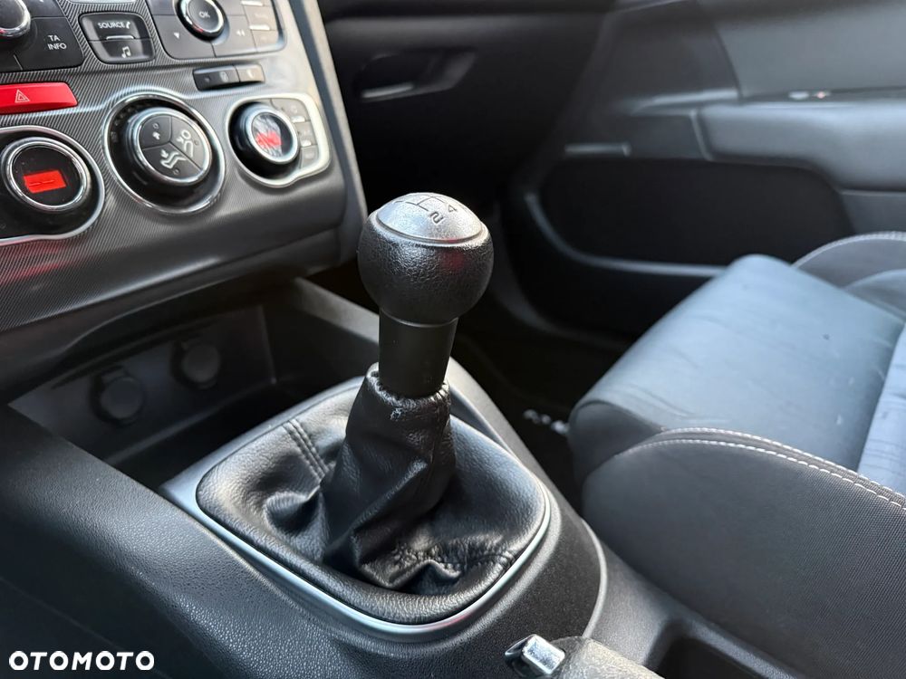 Citroën C4 VTi 95 Attraction - 19