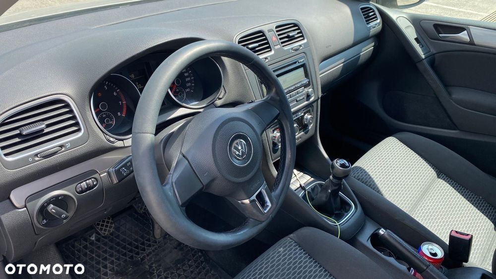 Volkswagen Golf - 5