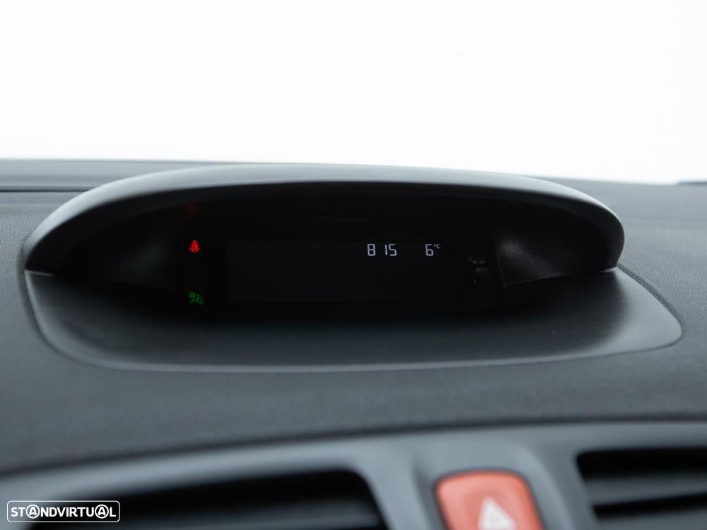 Renault Mégane Sport Tourer - 14