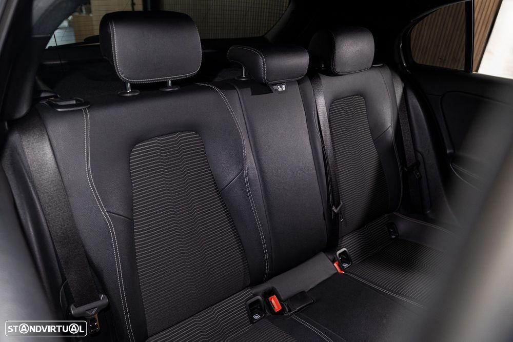 Mercedes-Benz A 180 d Progressive Aut. - 25