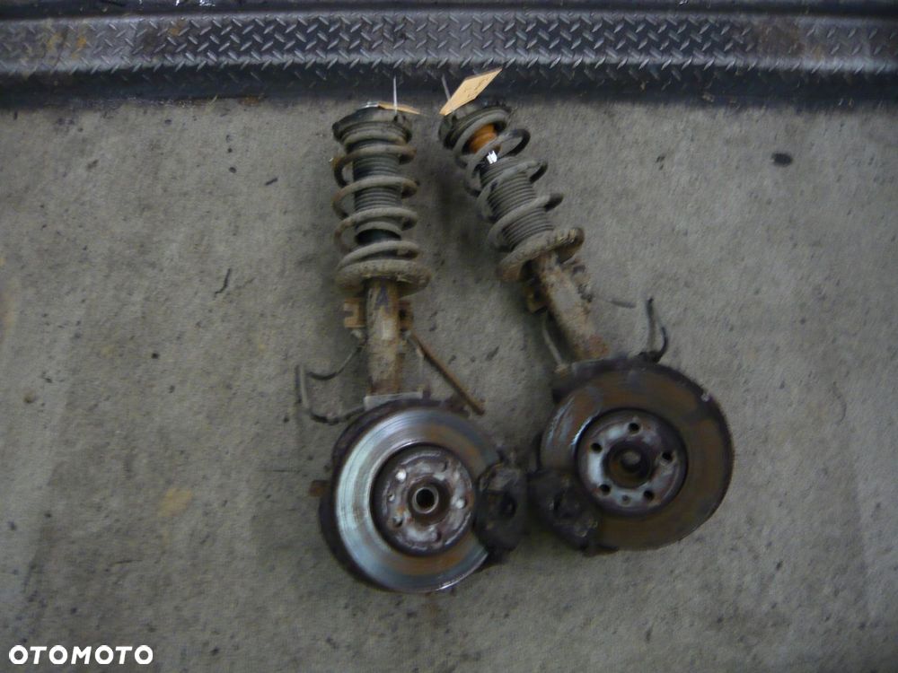 Mcpherson zwrotnica prawy lub lewy Skoda Fabia I - 1