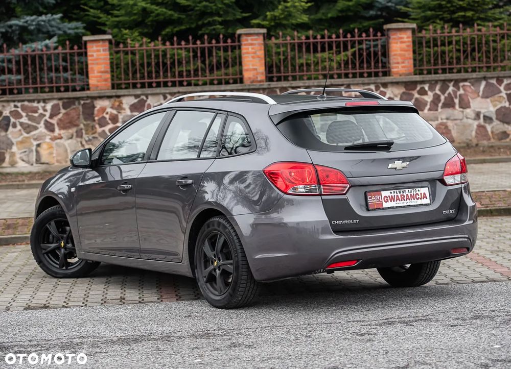Chevrolet Cruze - 4
