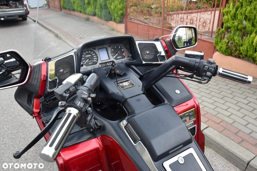 Honda GL - 9