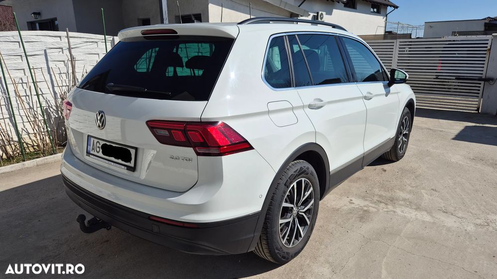 Volkswagen Tiguan - 16