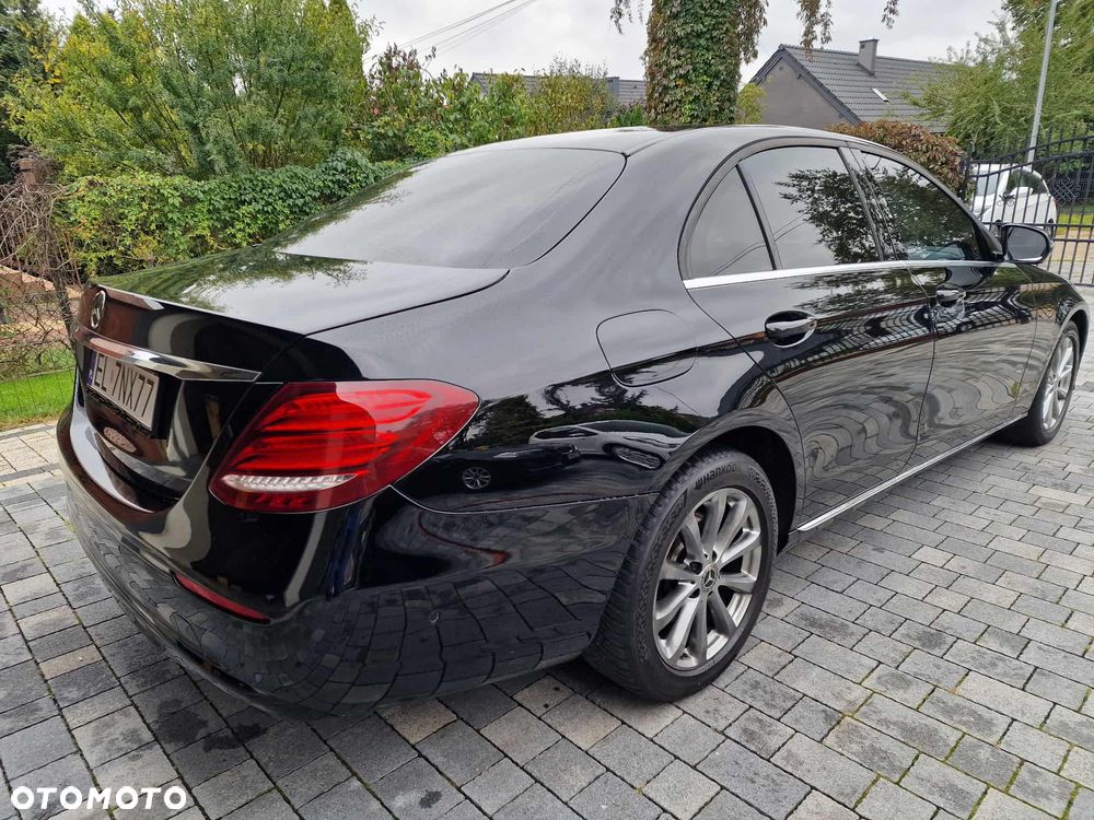 Mercedes-Benz Klasa E 220 d 9G-TRONIC - 7