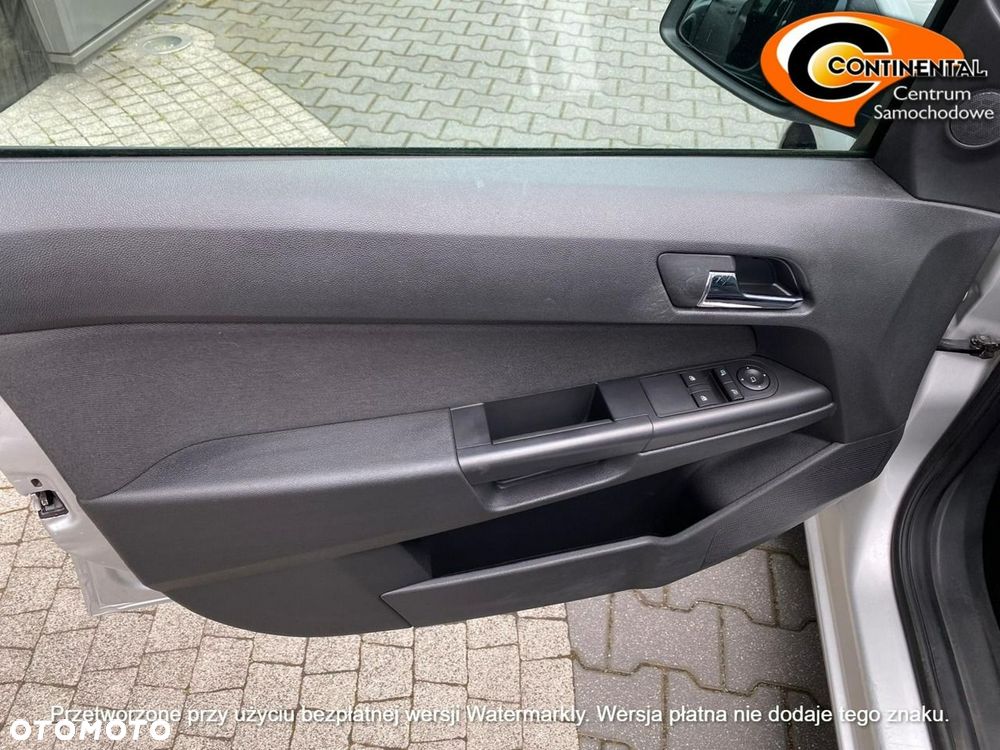 Opel Astra - 8