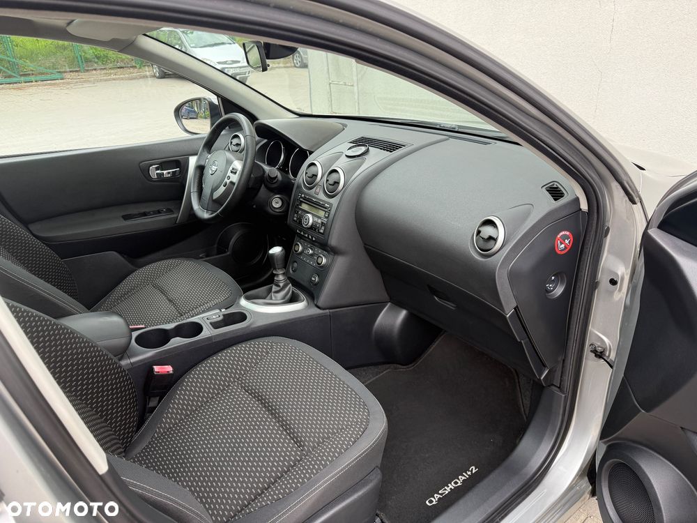 Nissan Qashqai+2 2.0 dCi DPF acenta - 19