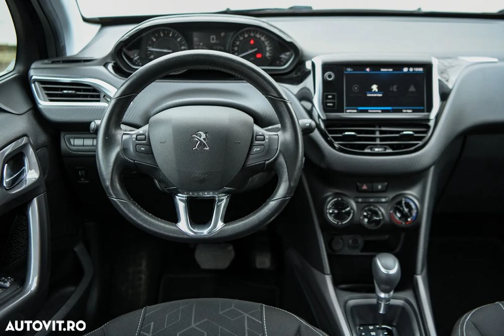 Peugeot 2008 1.2 PureTech Turbo EAT6 S&S Active - 25