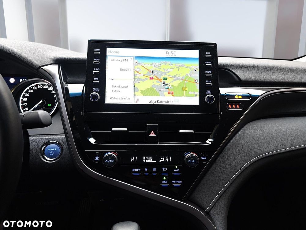 Toyota Camry 2.5 Hybrid Prestige CVT - 17