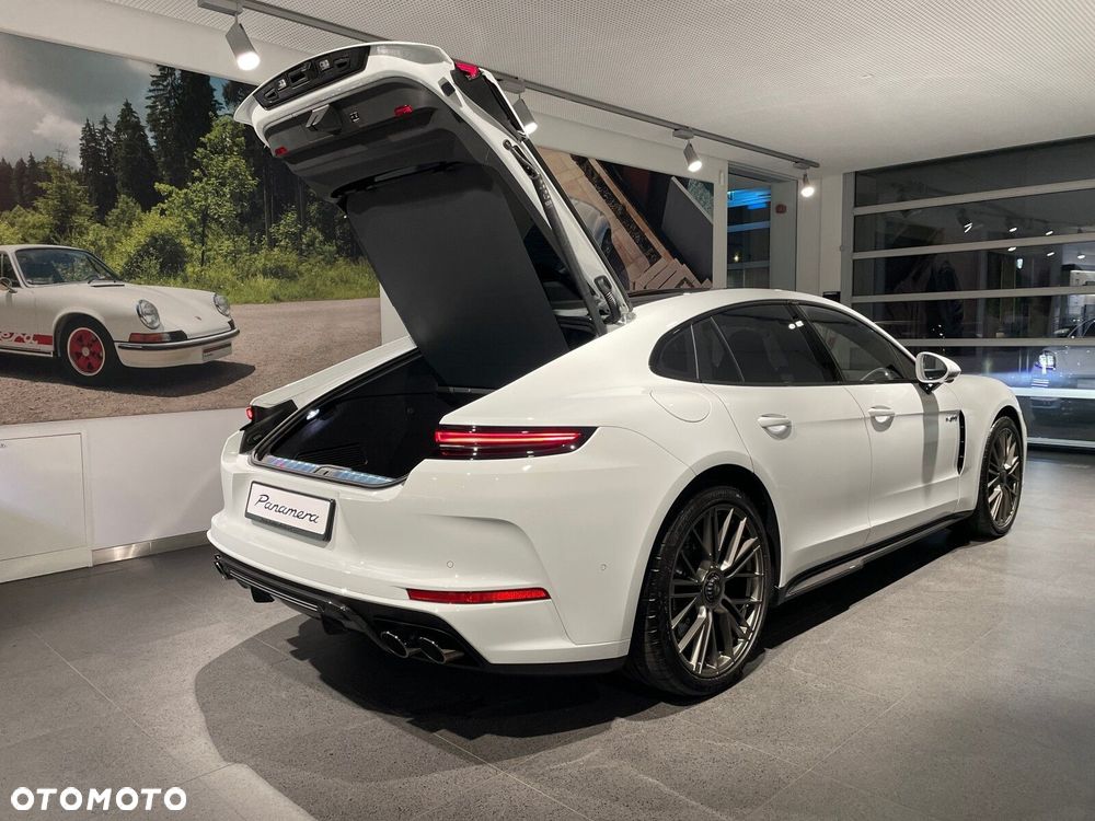 Porsche Panamera - 6