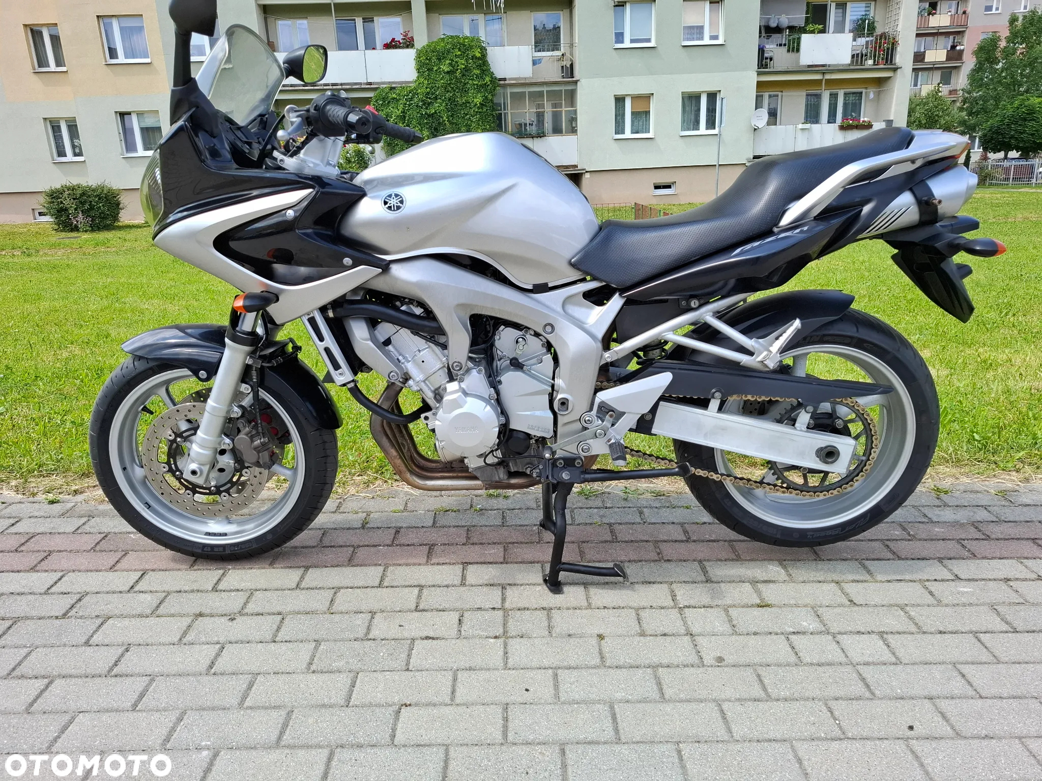 Yamaha FZ6 - 16