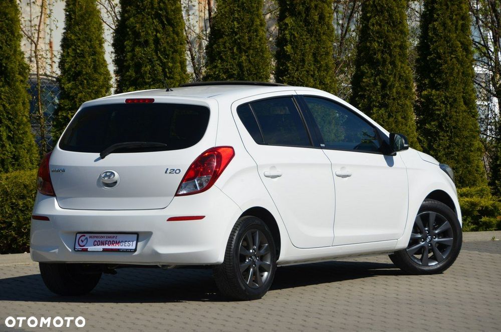 Hyundai i20 - 14
