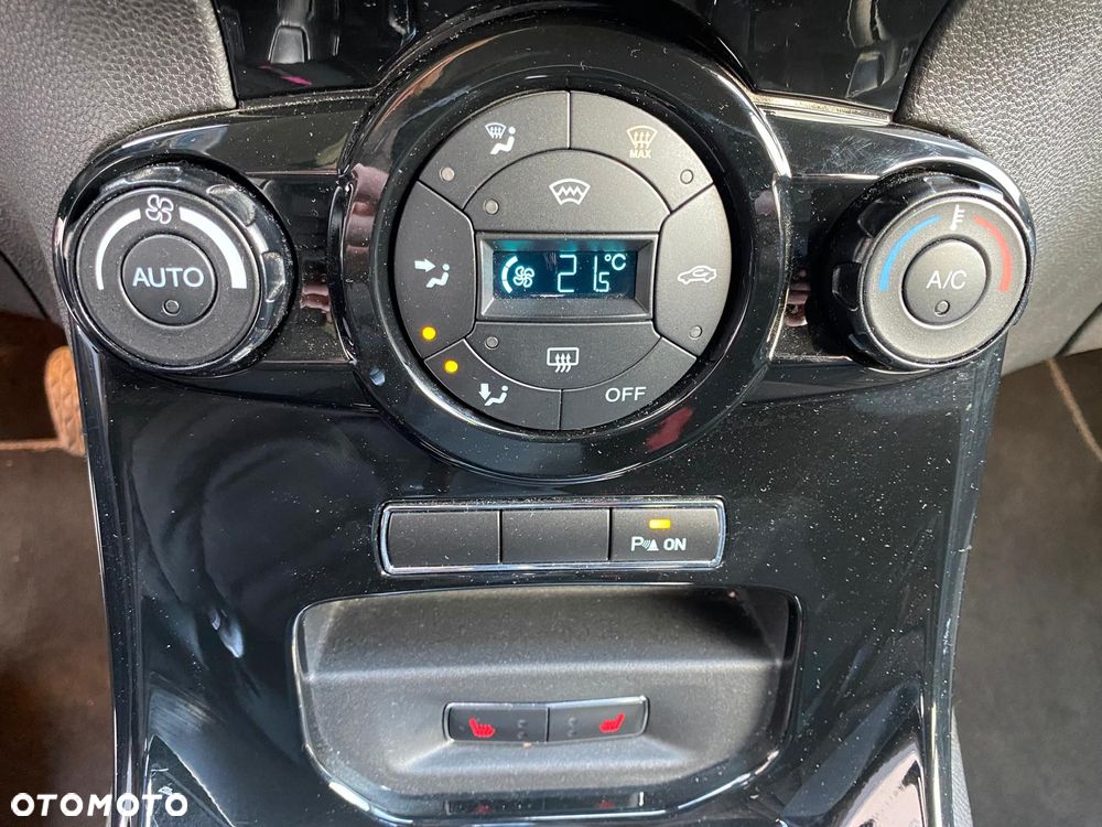 Ford Fiesta 1.5 TDCi Titanium - 33