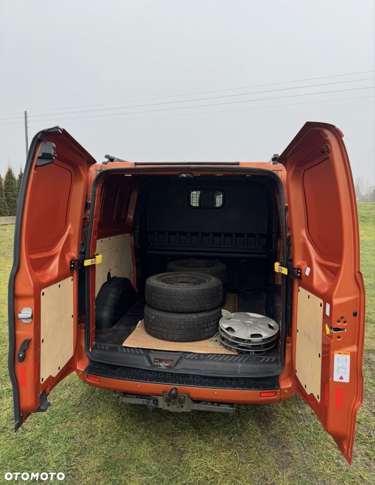Ford Transit Custom - 13