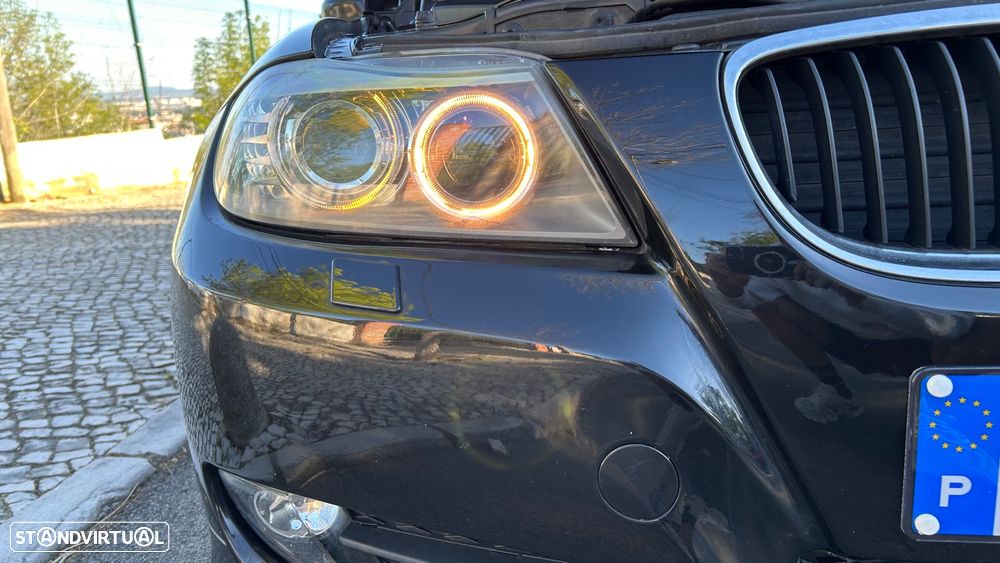 BMW 320 d Sport - 13