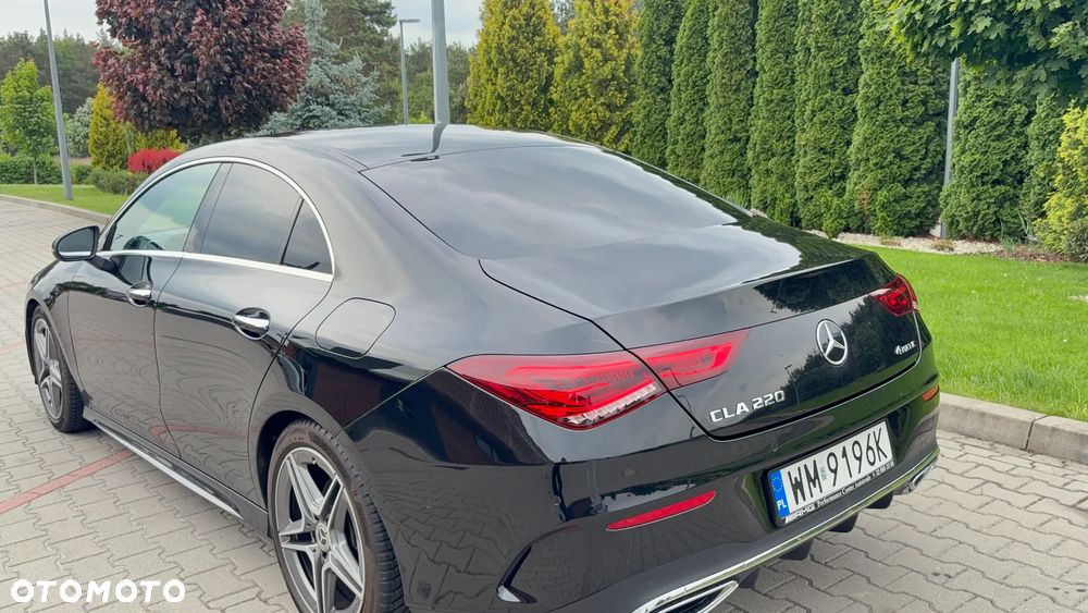 Mercedes-Benz CLA 220 4-Matic AMG Line 7G-DCT - 4