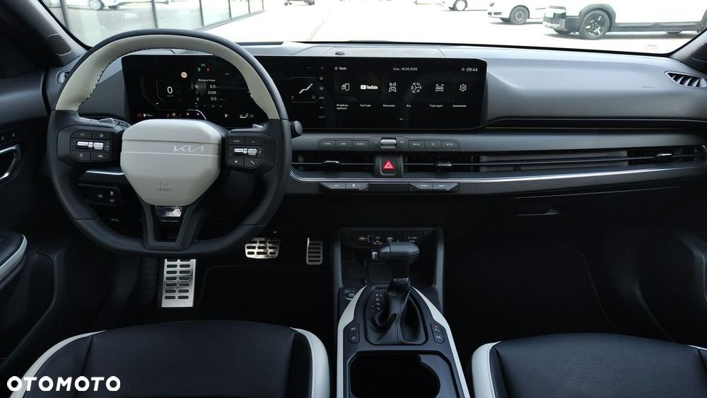 Kia K4 - 16