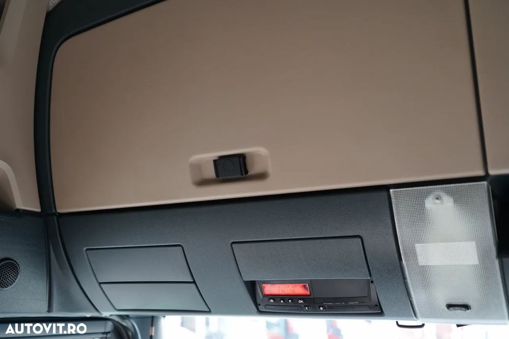 MAN TGX 26.460 / REMORCA TANDEM / 120 M3 / PUNȚĂ RIDICATĂ / PUNȚĂ DIRECȚIE / + REMORCA FRUEHAUF / PUNȚI SAF - 34