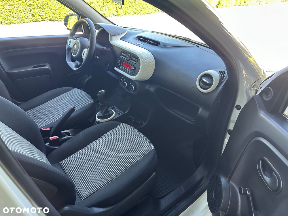 Renault Twingo SCe 70 Liberty - 16