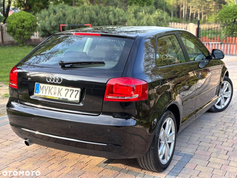 Audi A3 3-drzwiowe 1.6 Ambition - 7