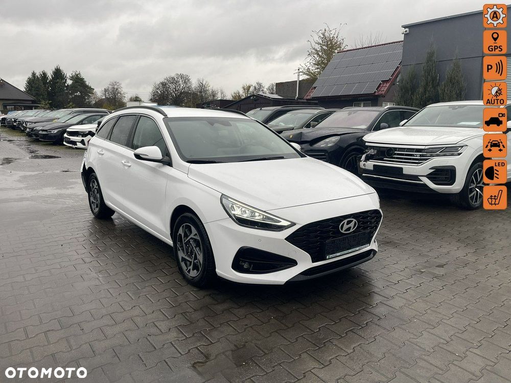 Hyundai i30 1.5 T-GDI 48V Modern DCT - 1