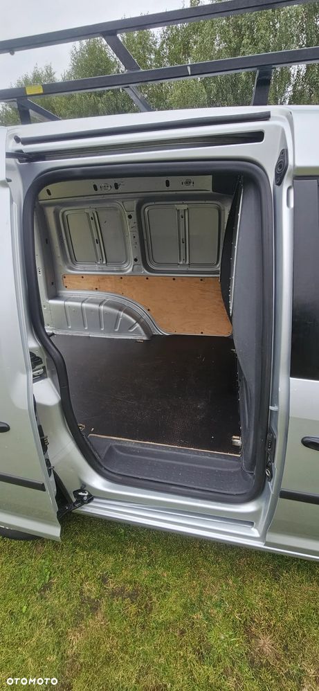 Volkswagen Caddy - 11