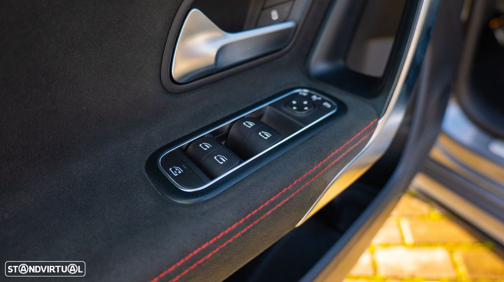 Mercedes-Benz A 35 AMG 4Matic Speedshift DCT 7G - 14