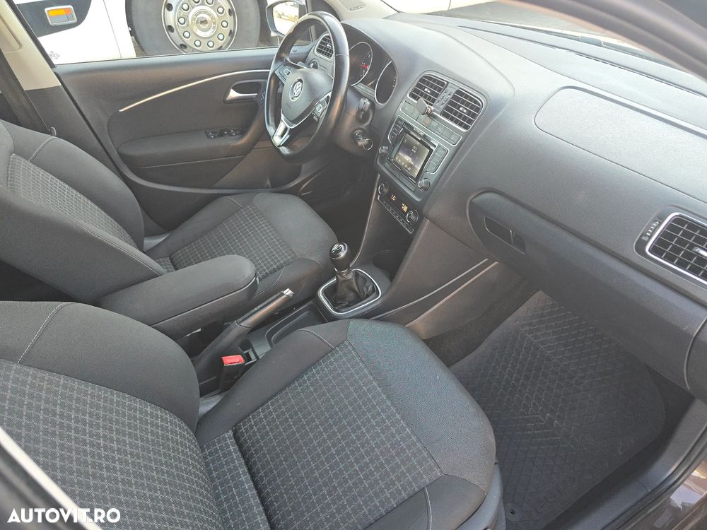 Volkswagen Polo 1.4 TDI Blue Motion Technology Allstar - 8