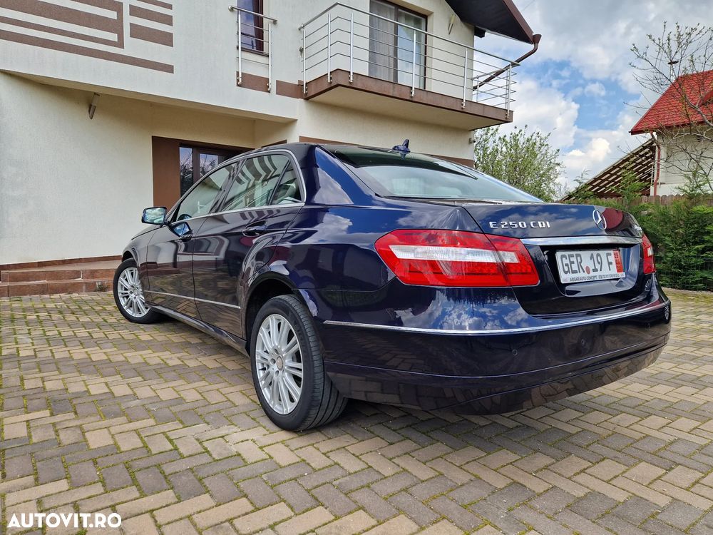 Mercedes-Benz E 250 CDI 4MATIC 7G-TRONIC Elegance - 32