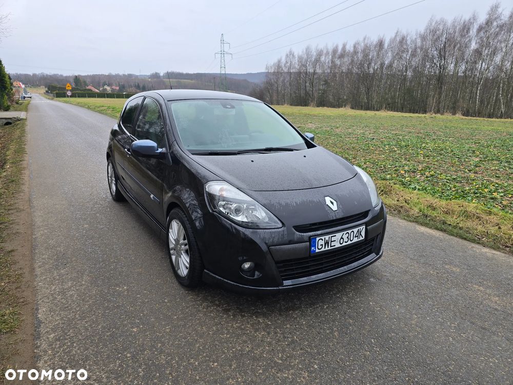 Renault Clio 1.6 16V 130 GT - 2