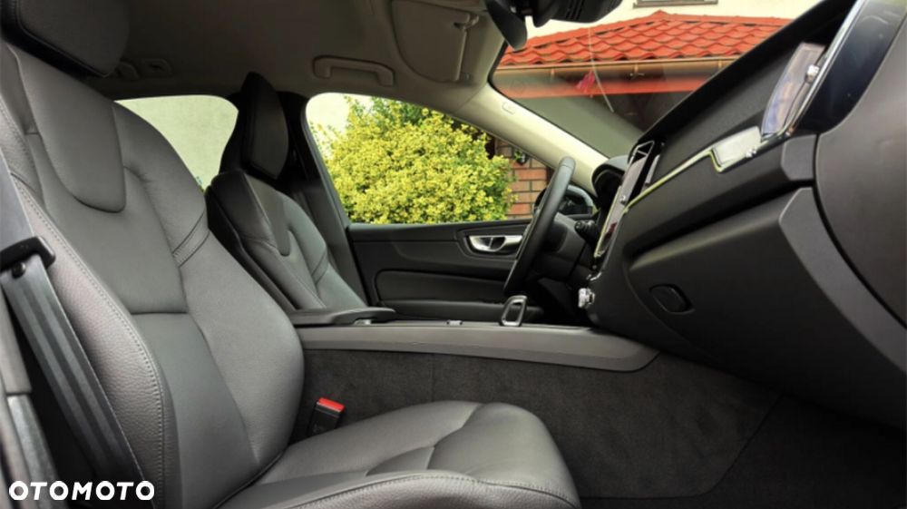 Volvo XC 60 B5 B AWD Geartronic Inscription - 9