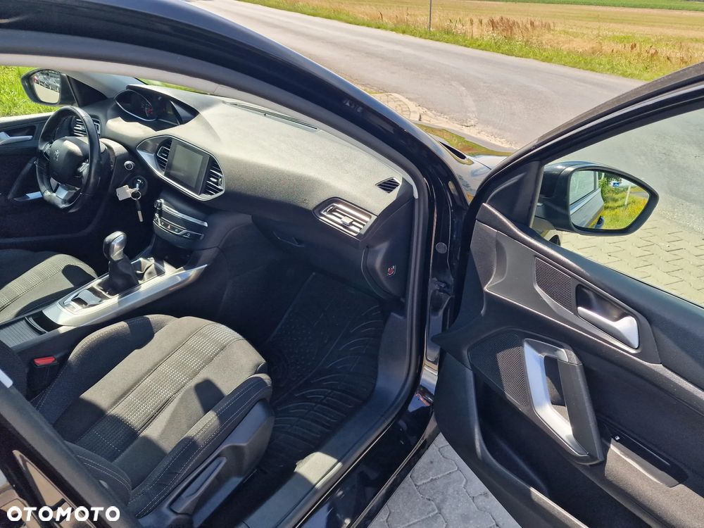 Peugeot 308 SW BlueHDi 100 Stop & Start Business-Line - 25