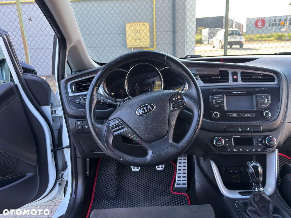 Kia Ceed - 17