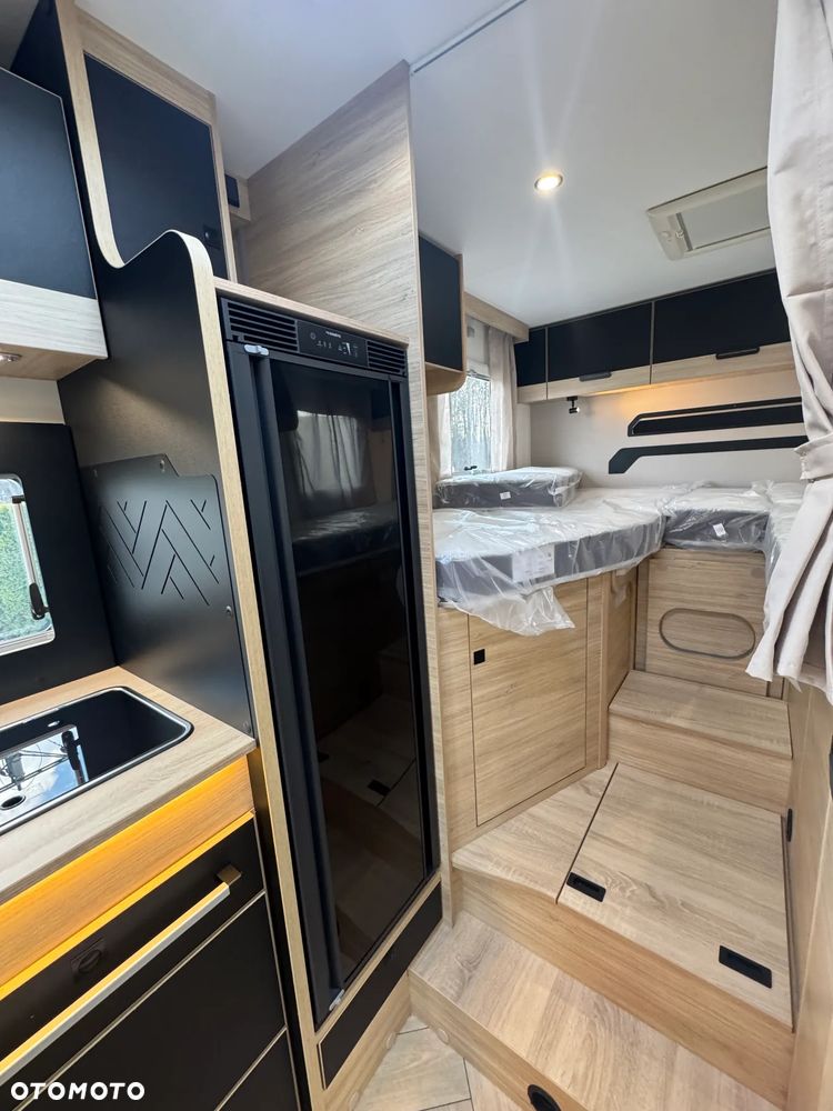 Ford Chausson 627 Titanium Line - 23