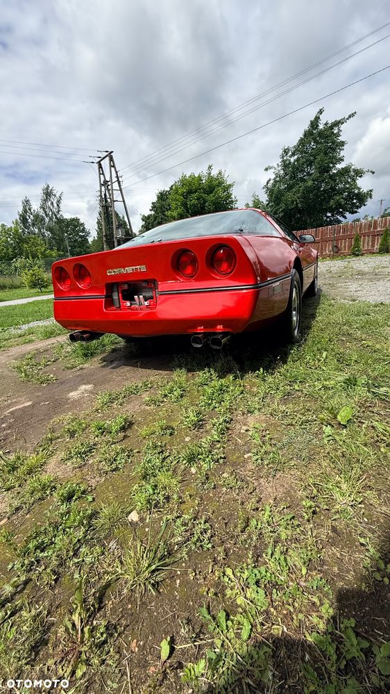 Chevrolet Corvette - 31