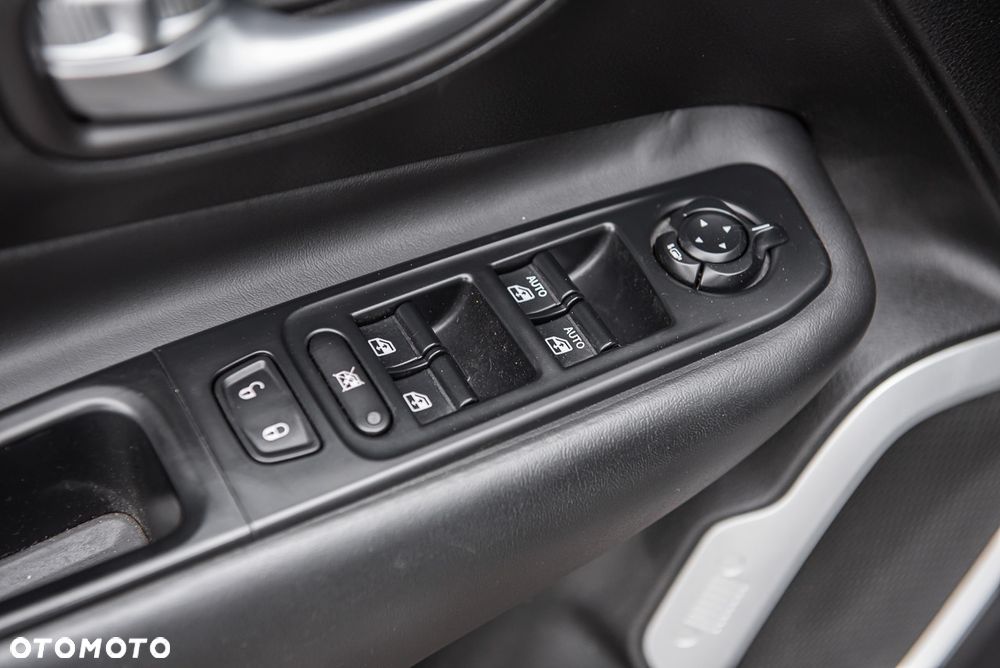 Jeep Renegade 1.4 MultiAir Limited FWD S&S - 16