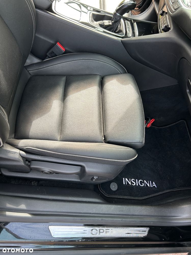 Opel Insignia - 14